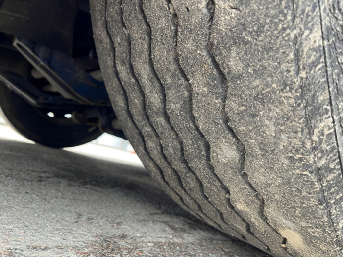 2014 Volvo FH-56 - Image 39