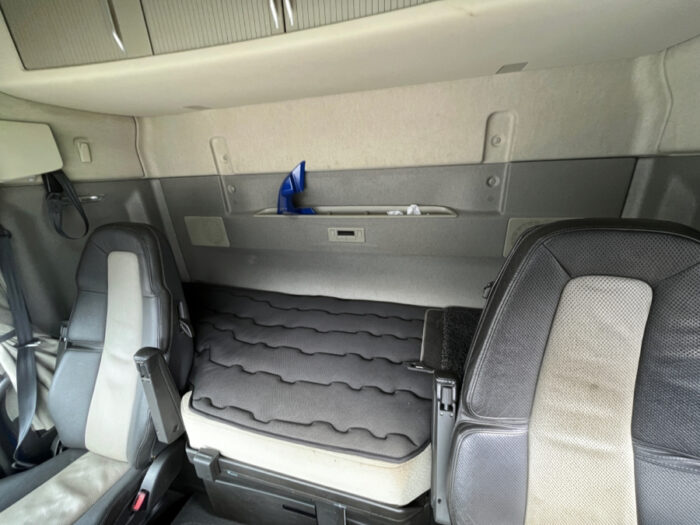 2014 Volvo FH-56 - Image 59