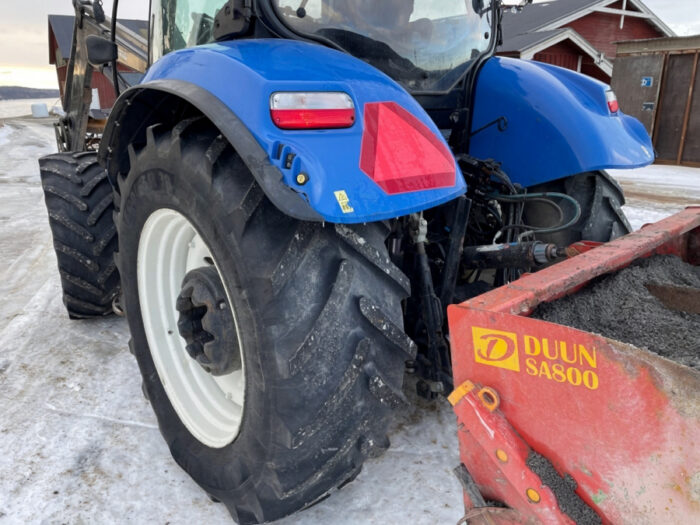 2015 New Holland T6.160 - Image 25