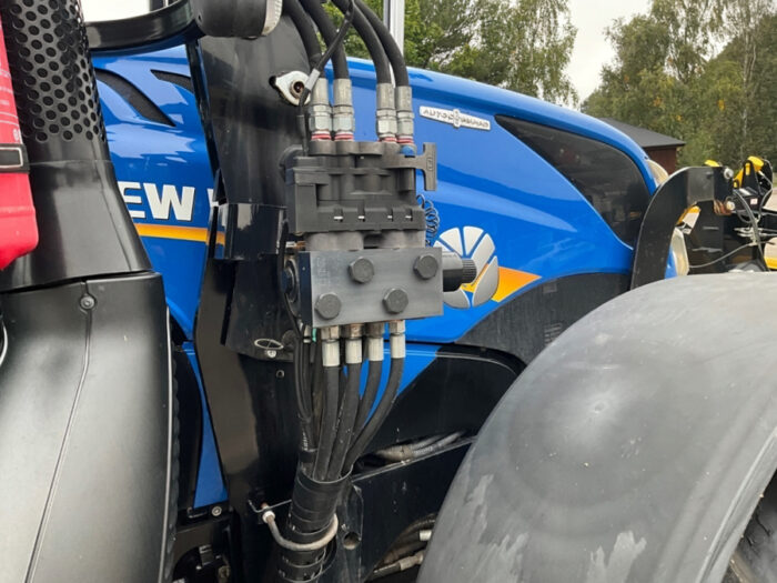 2015 New Holland T6.175AC - Image 23