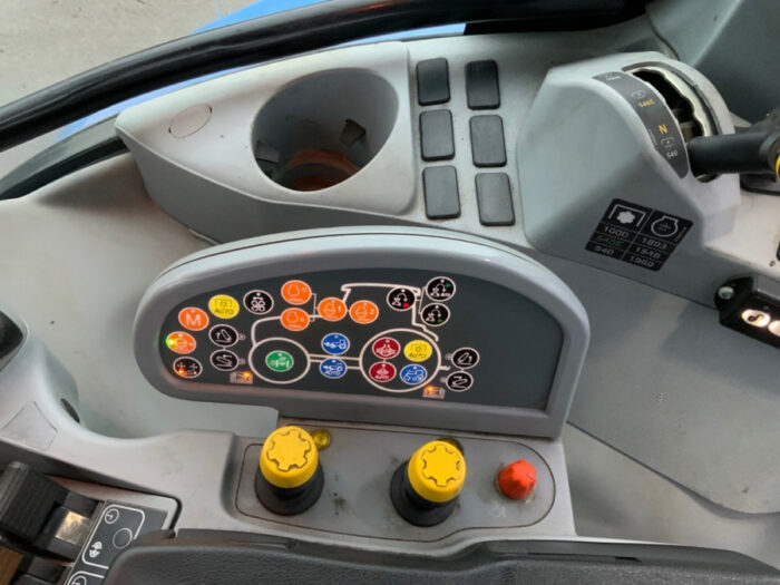 2016 New Holland T6.165 - Image 38