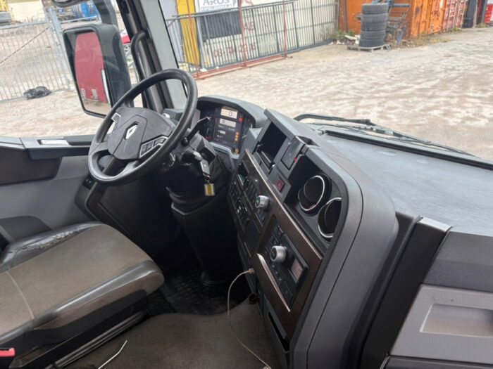 2016 Renault T 460 6×2 - Image 68