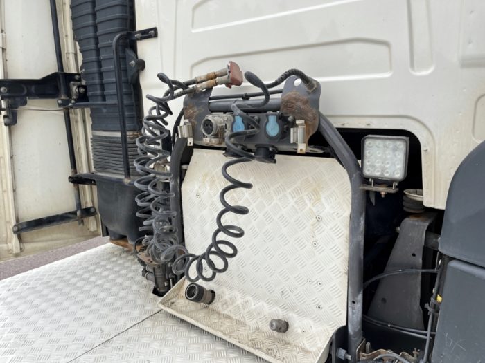 2016 Volvo FH 500 - Image 31