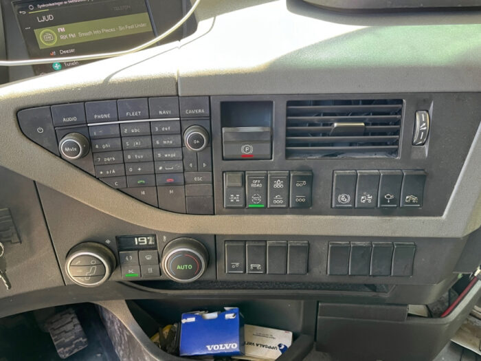 2017 Volvo FH 12.8 I shift - Image 36