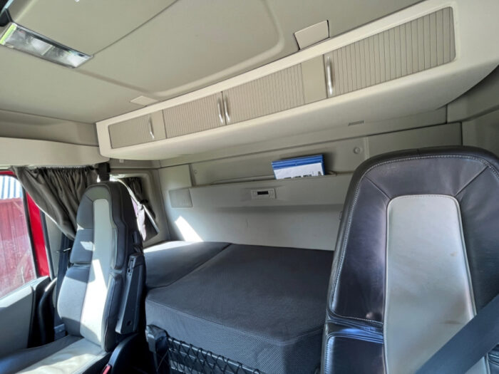 2017 Volvo FH 12.8 I shift - Image 38