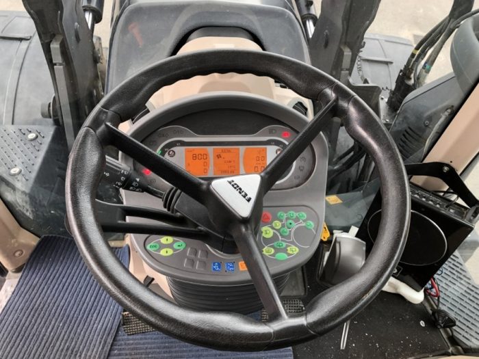 2017 Fendt 724 Vario - Image 41