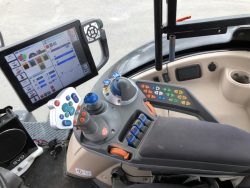 2017 Fendt 724 Vario - Image 43