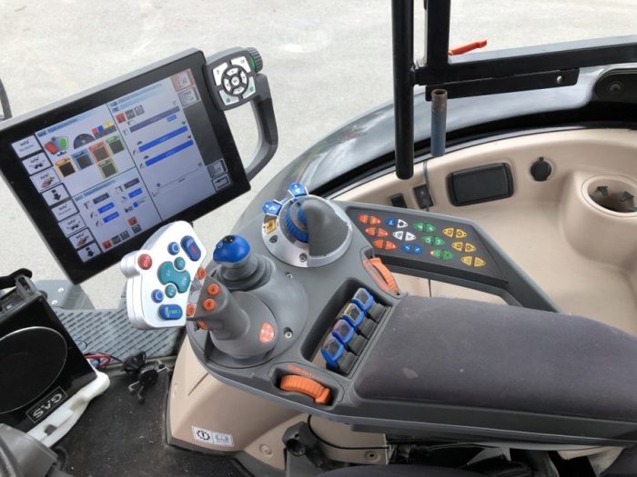 2017 Fendt 724 Vario - Image 43