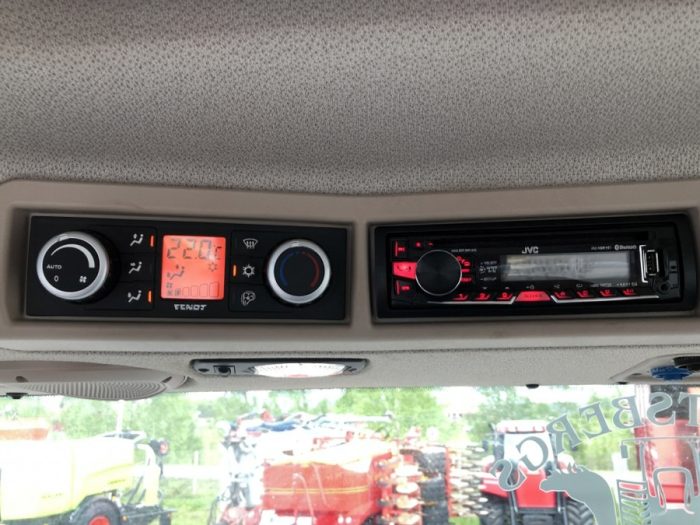 2017 Fendt 724 Vario - Image 44