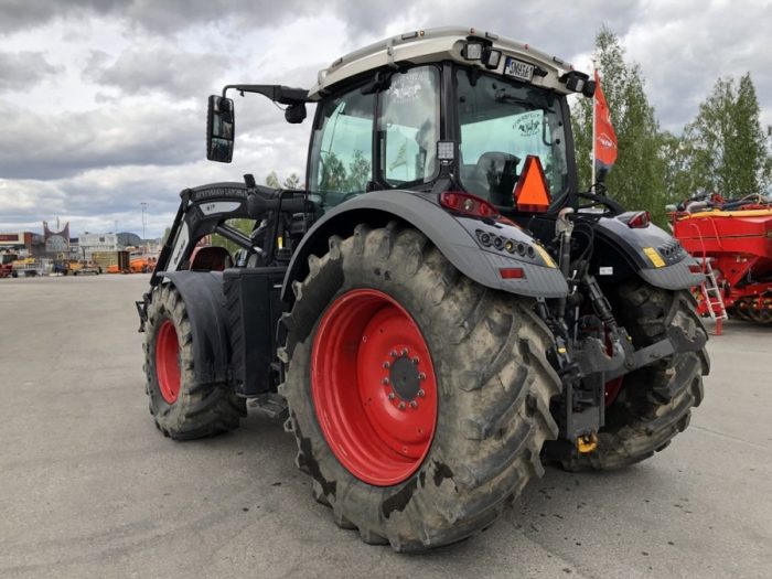 2017 Fendt 724 Vario - Image 7