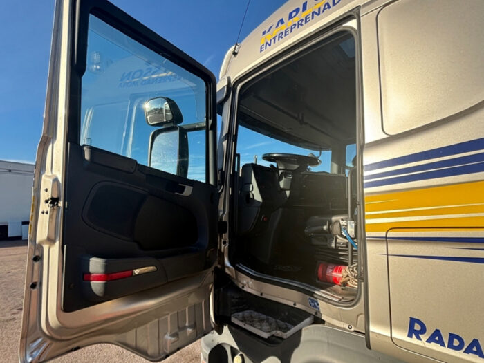 2018 Scania R 580 - Image 19