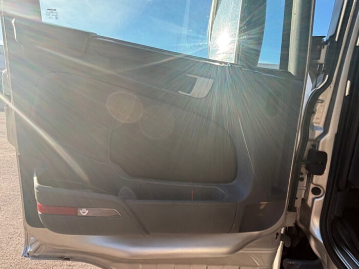 2018 Scania R 580 - Image 20