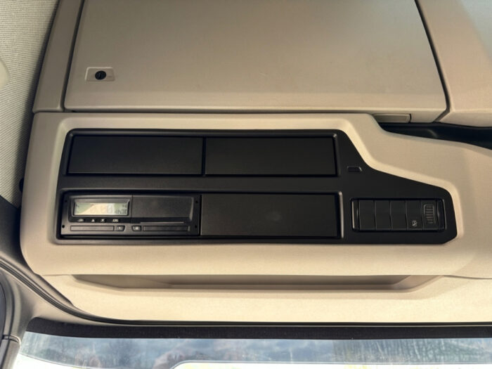 2018 Scania S 500 - Image 13