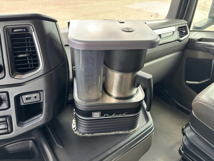 2018 Scania S 500 - Image 7