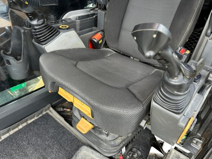 2018 CAT 320 Next Generation - Image 11