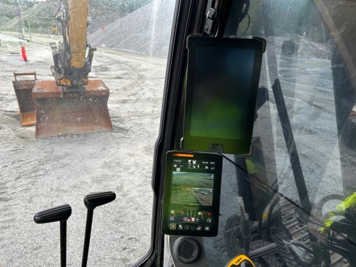2018 CAT 320 Next Generation - Image 2