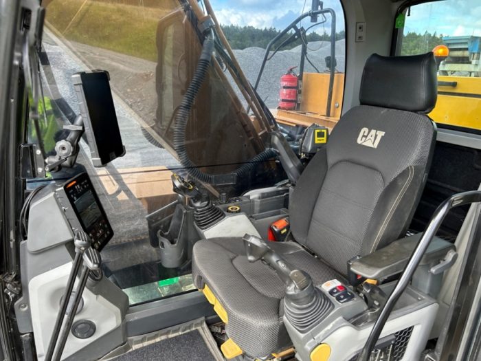 2018 CAT 320 Next Generation - Image 3