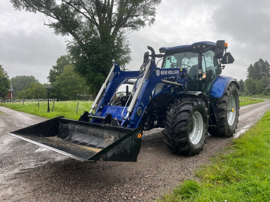 2019-New-Holland-T6-180-med-blue-power-utrustning-QP71105_1.jpg 2019 New Holland T6.180 - Image 1