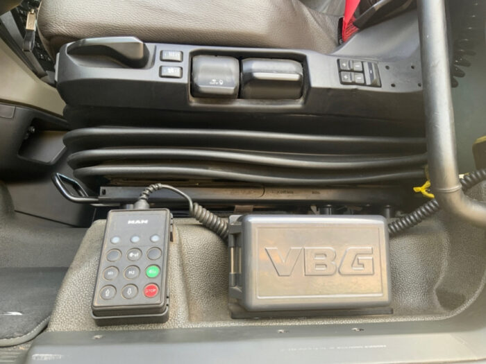 2020 MAN TGX 26.510 6X2-4 BL CH - Image 9