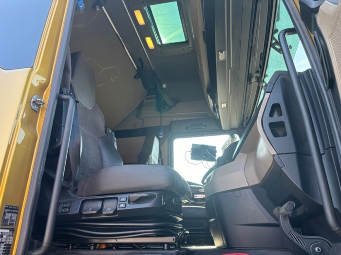 2020 MAN TGX 28.510 6X2-2 BL SA - Image 20