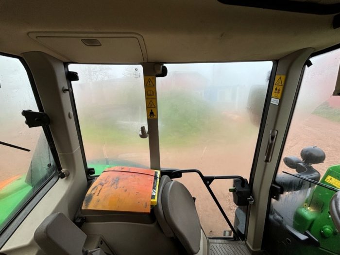 2020 John Deere 6120M - Image 17