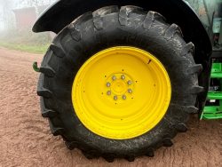 2020 John Deere 6120M - Image 23