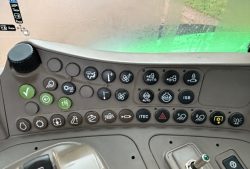 2020 John Deere 6120M - Image 31