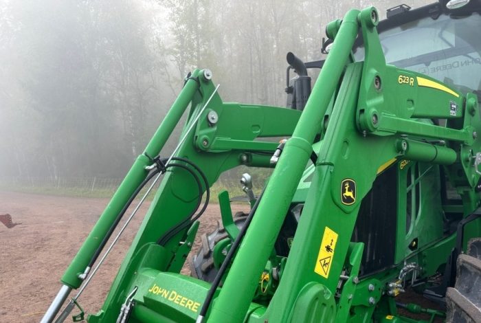 2020 John Deere 6120M - Image 43
