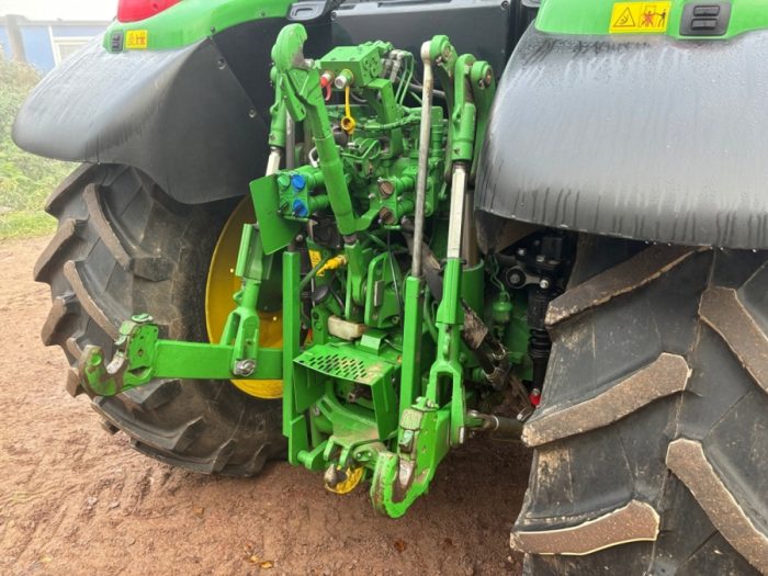 2020 John Deere 6120M - Image 57