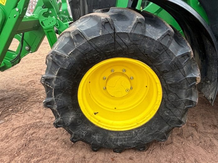 2020 John Deere 6120M - Image 63