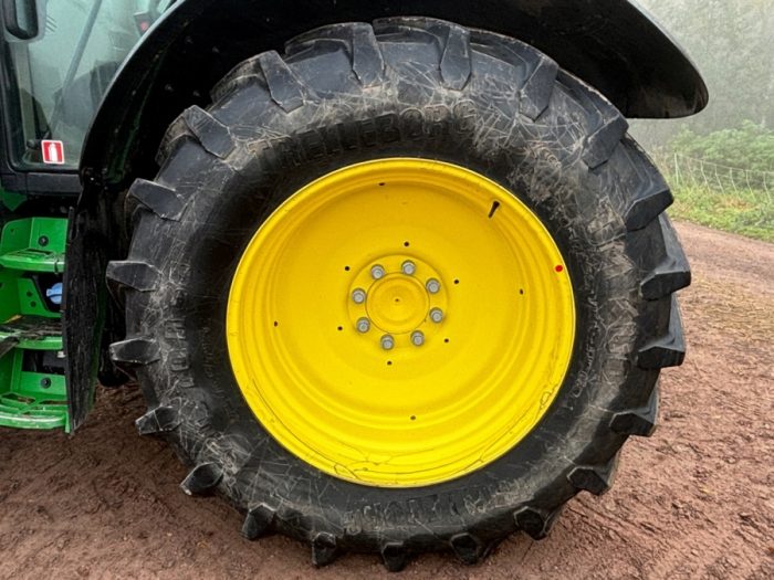 2020 John Deere 6120M - Image 64