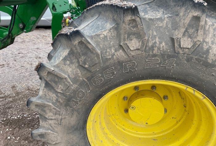 2020 John Deere 6120M - Image 10