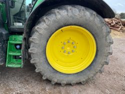 2020 John Deere 6120M - Image 11