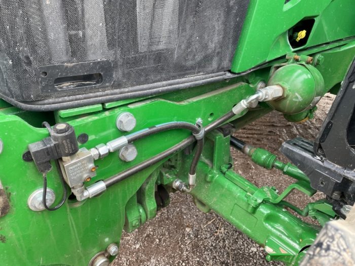 2020 John Deere 6120M - Image 24