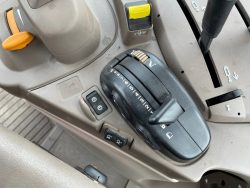 2020 John Deere 6120M - Image 38