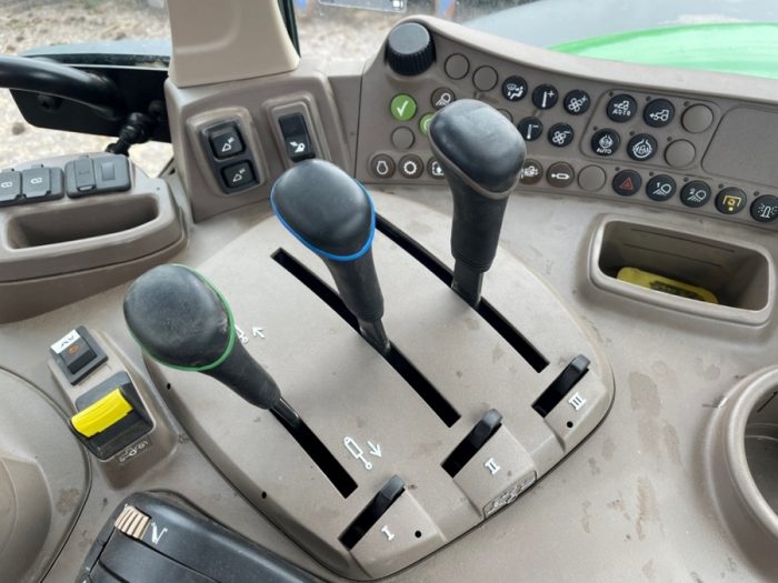 2020 John Deere 6120M - Image 39