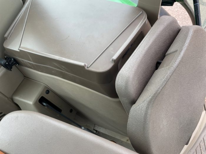 2020 John Deere 6120M - Image 41