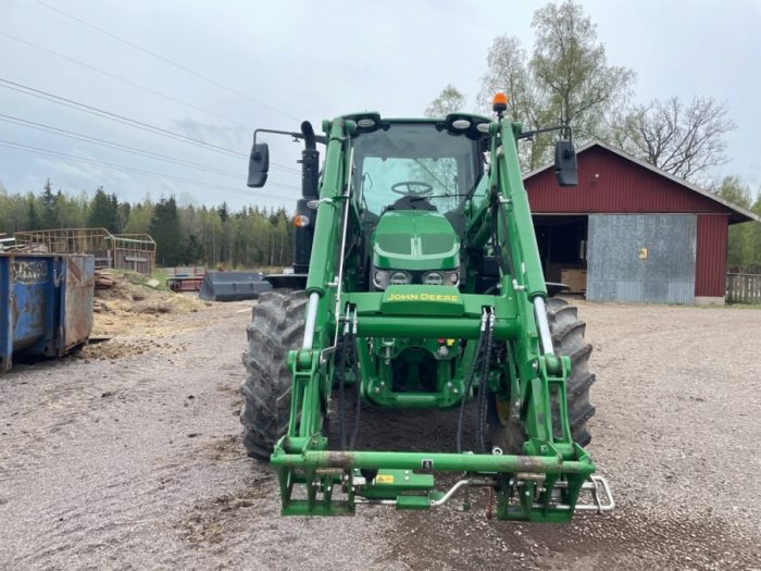 2020 John Deere 6120M - Image 42