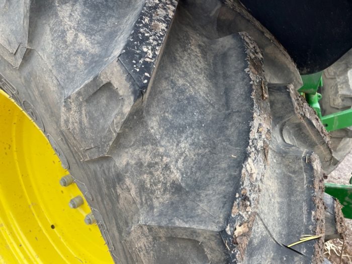 2020 John Deere 6120M - Image 8