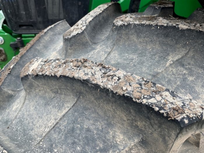 2020 John Deere 6120M - Image 9