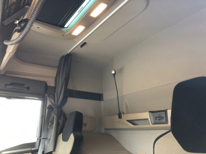 2021 MAN TGX 35,510 8X4-4 BL CH - Image 23