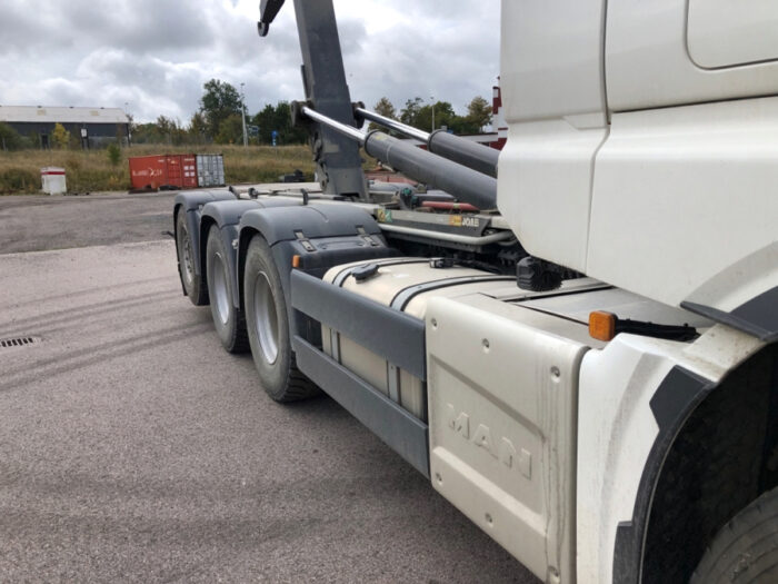 2021 MAN TGX 35,510 8X4-4 BL CH - Image 9