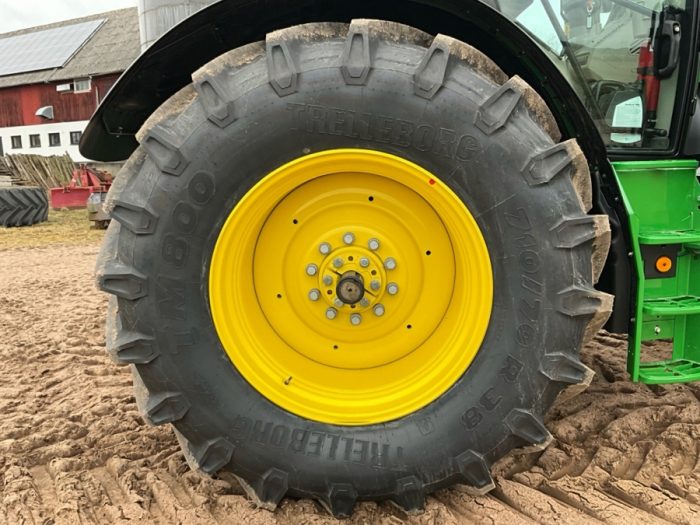 2023 John Deere 6R185 - Image 17