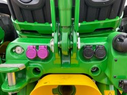 2023 John Deere 6R185 - Image 29