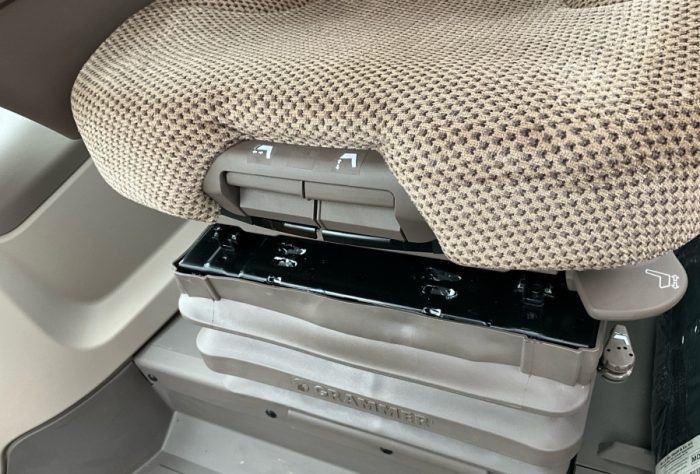 2023 John Deere 6R185 - Image 49