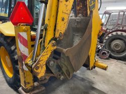 JCB 4CX - Image 30