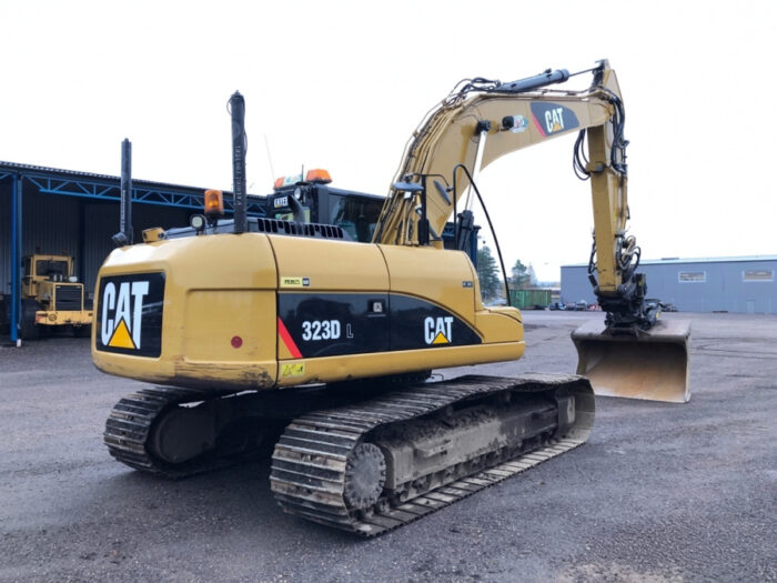 2010 CAT 323D - Image 66