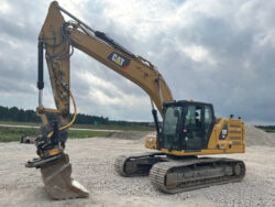 2019 CAT 320 - Image 27