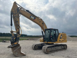 2019 CAT 320 - Image 28