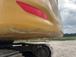 2019 CAT 320 - Image 31